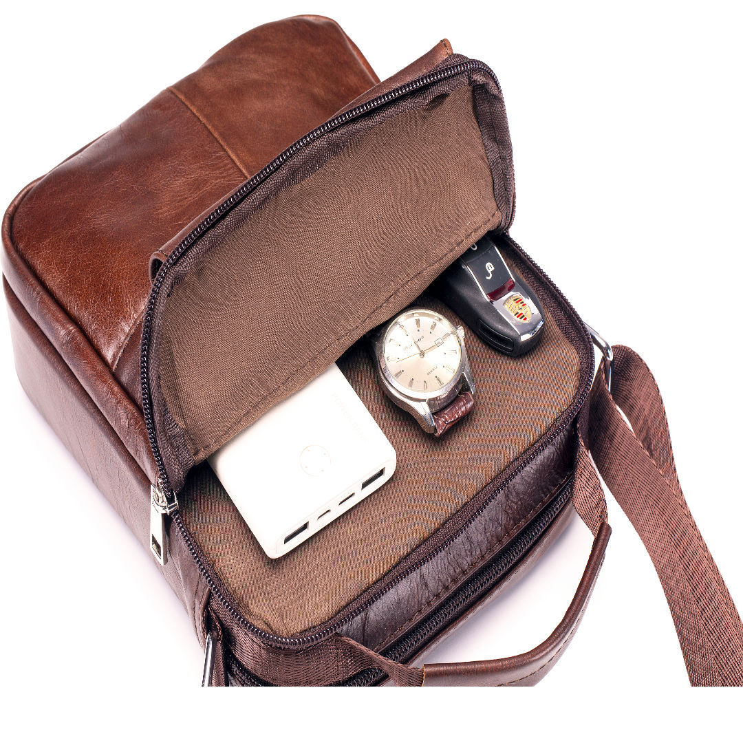 Túi đeo chéo nam DA BÒ THẬT – BEE GEE DCN9398