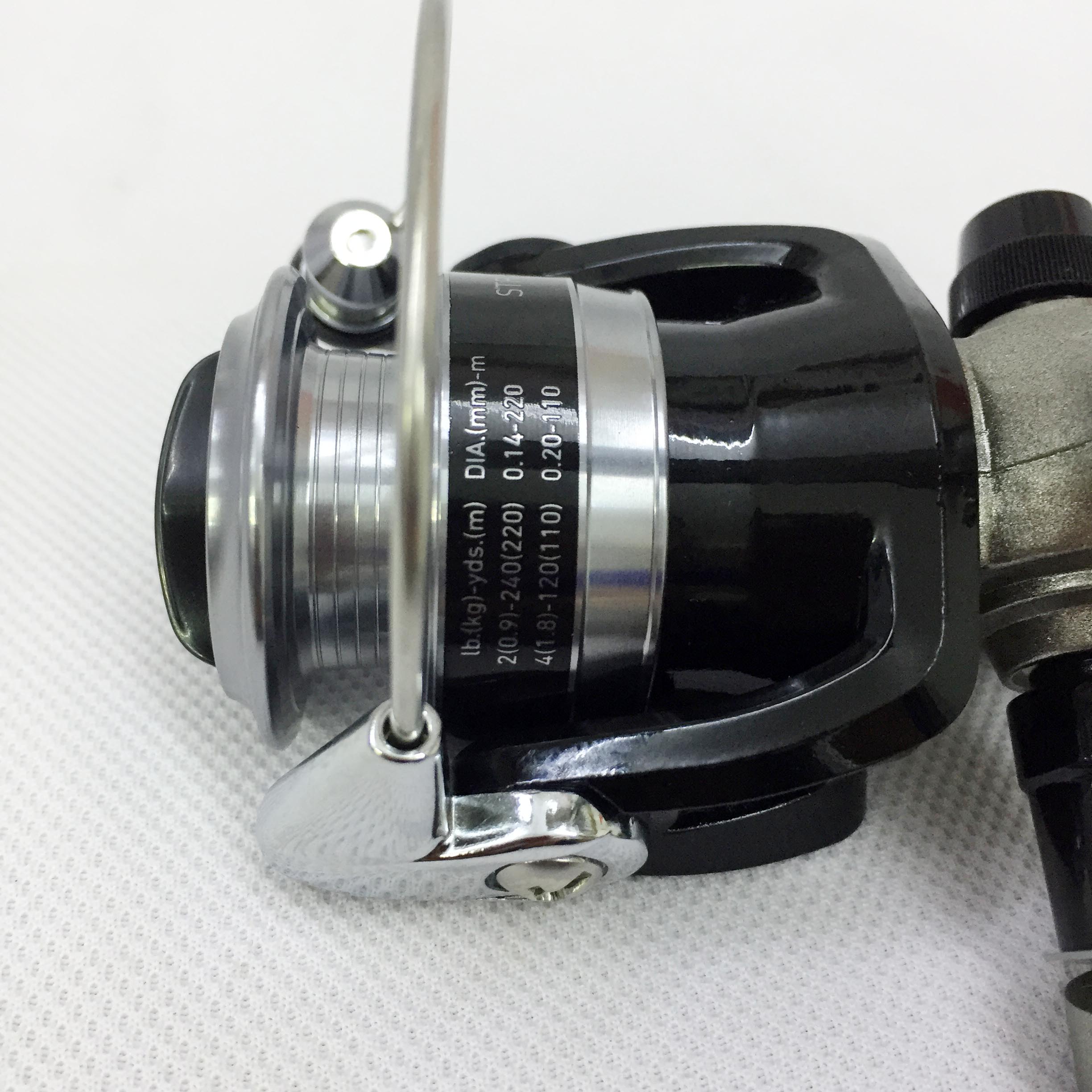 Máy câu cá Daiwa Strikeforce 1000