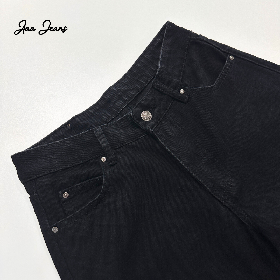 Quần jeans nữ màu đen ống suông lưng thấp Aaa Jeans