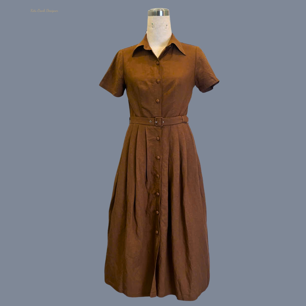 Đầm xoè linen cao cấp,độ bền cao,mát mịn,thấm hút mồ hôi,may viền tỉ mỉ,sản xuất độc quyền tại Kiều Oanh Designer