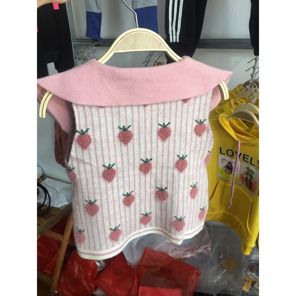 Áo len trẻ em cho bé gái, chất len lông thỏ họa tiết dâu tây cực xinh của nhà BHLKids - Thời trang trẻ em