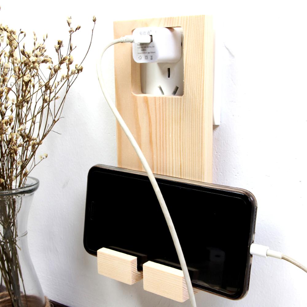 Giá đỡ điện thoại sạc pin bằng gỗ treo tường