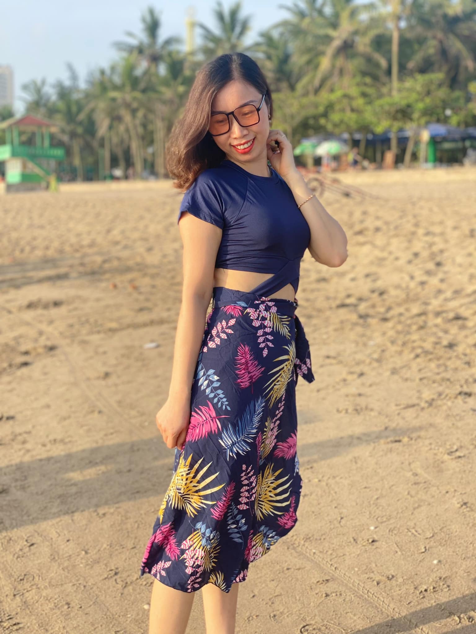 Bộ bikini 3 món hàng cao cấp xoắn eo có khăn voan sang chảnh