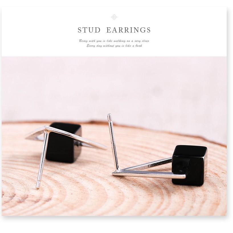 Bông tai titan tam giác vuông đen TT5570 - CAM KẾT KHÔNG GỈ, KHÔNG BAY MÀU - BẢO HÀNH 12 THÁNG