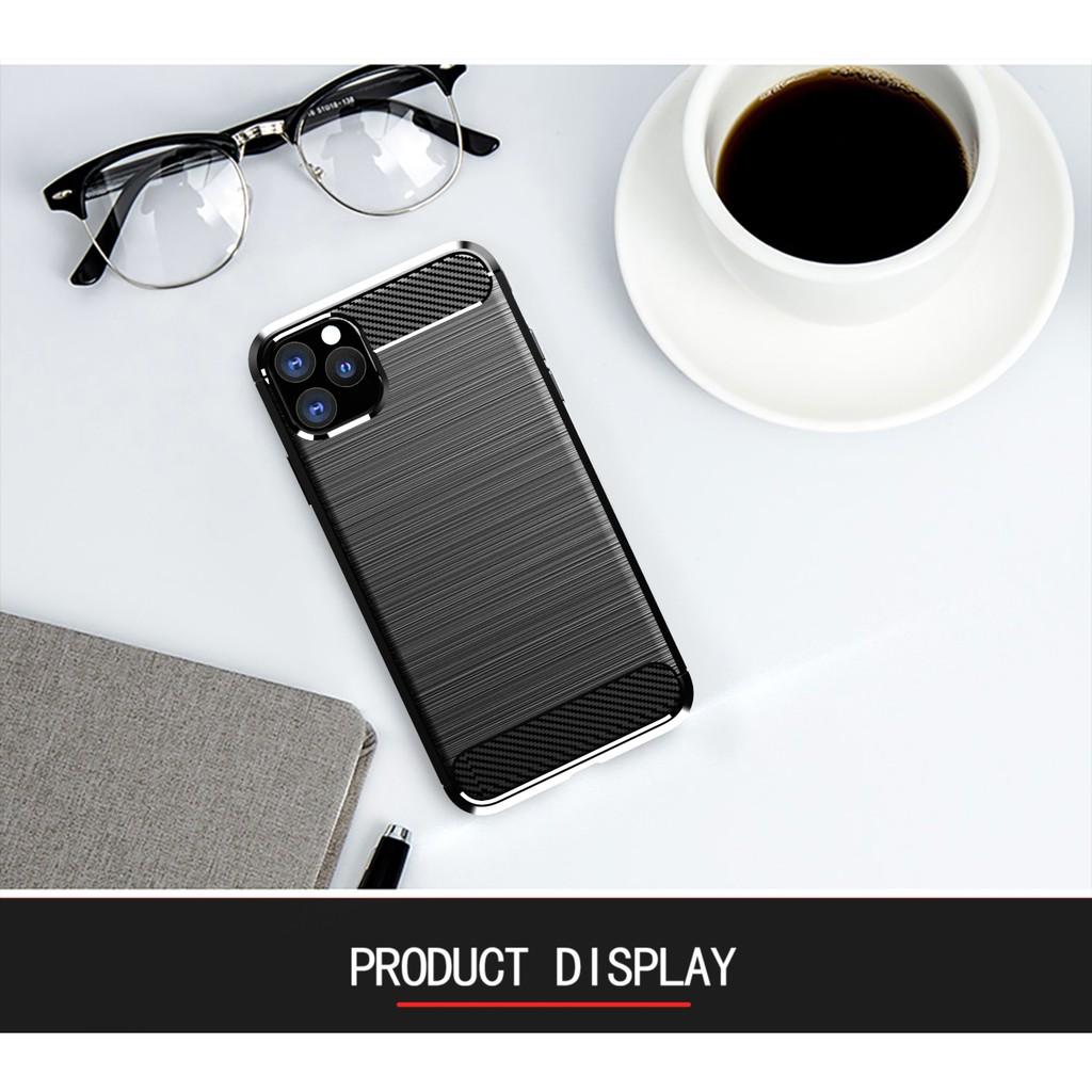 Ốp lưng cho iPhone 11 Pro Max dẻo Carbon phay xước chống sốc chống vân tay