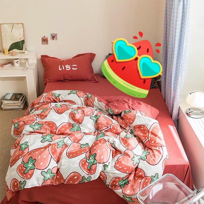 Bộ chăn ga cotton poly M2T Bedding chăn ga Hàn Quốc họa tiết dâu tây đỏ đủ size
