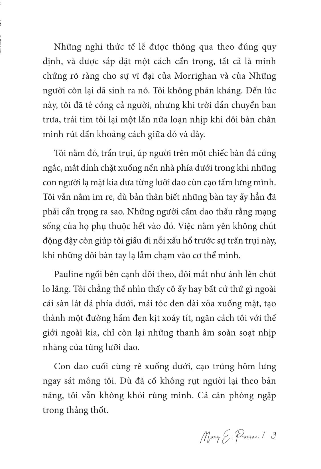 Nụ Hôn Dối Lừa (Bộ 2 Tập) - Biên Niên Sử Còn Sót Lại - Phần 1 (Tặng Kèm Bộ 2 Postcard)