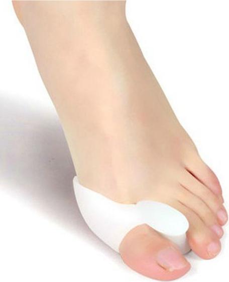 Dụng cụ chỉnh hình và bảo vệ ngón chân tặng 2 sticker 2D Jibbitz trang trí giầy dép