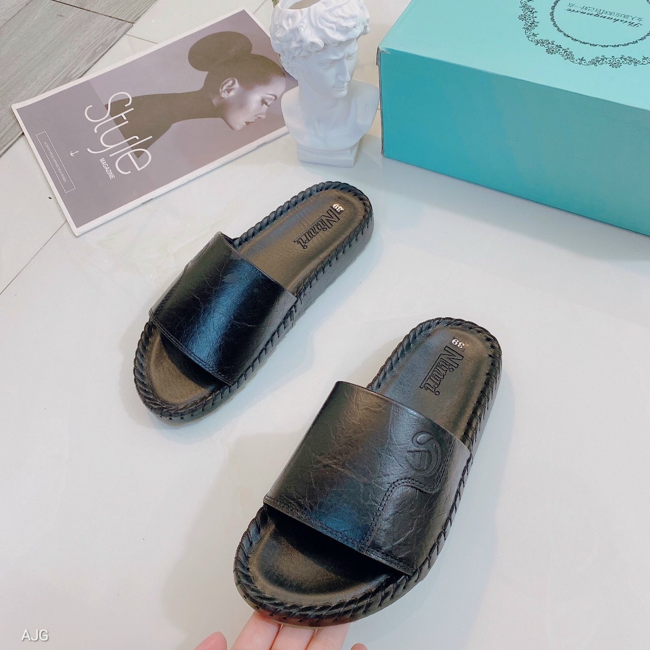 Dép nam quai ngang da bò