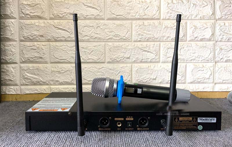 Micro không dây VinaKTV S500 Pro