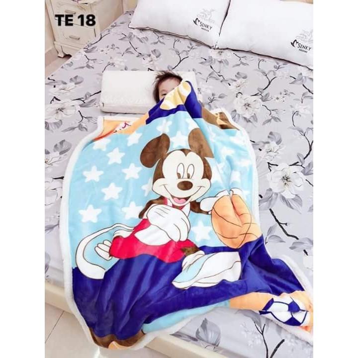Chăn lông cừu hình chú chuột micky và nhiều hình mẫu khác cho bé..