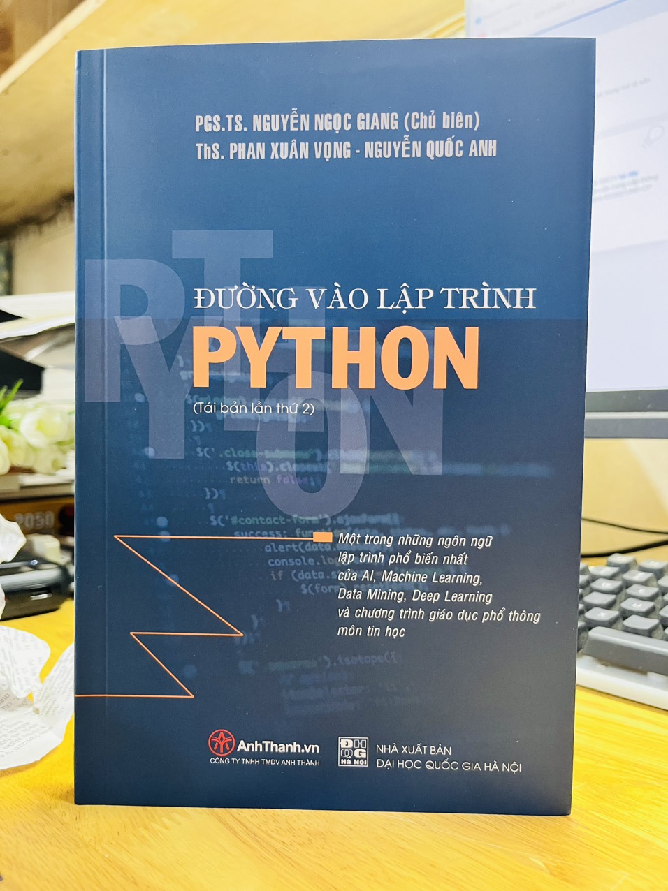 Bộ 2 cuốn sách Đường vào lập trình Python - Thành thạo lập trình Python nhờ chát GPT như thế nào
