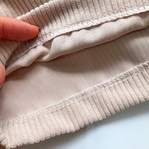 Quần short nhung gân nữ màu đen và be - SHOP MAYLAN
