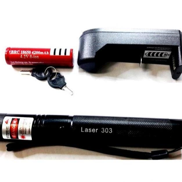 Đèn Pin Laser 303 Tia Xanh / Tia Đỏ Siêu Sáng Kèm Pin Và Sạc