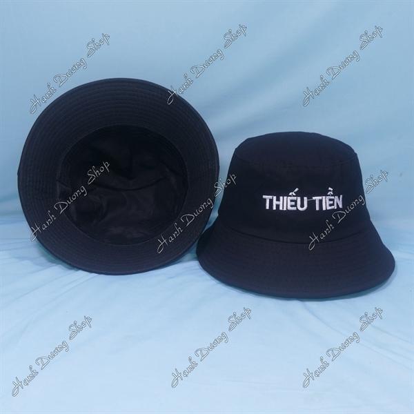 Nón tai bèo mũ bucket vành nhỏ thêu chữ Thiếu Tiền - Đen