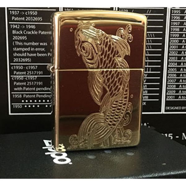 Bật Lửa ZIPPO 254B KHẮC CÁ CHÉP 16 – ZIPPO 254B.CACHEP16