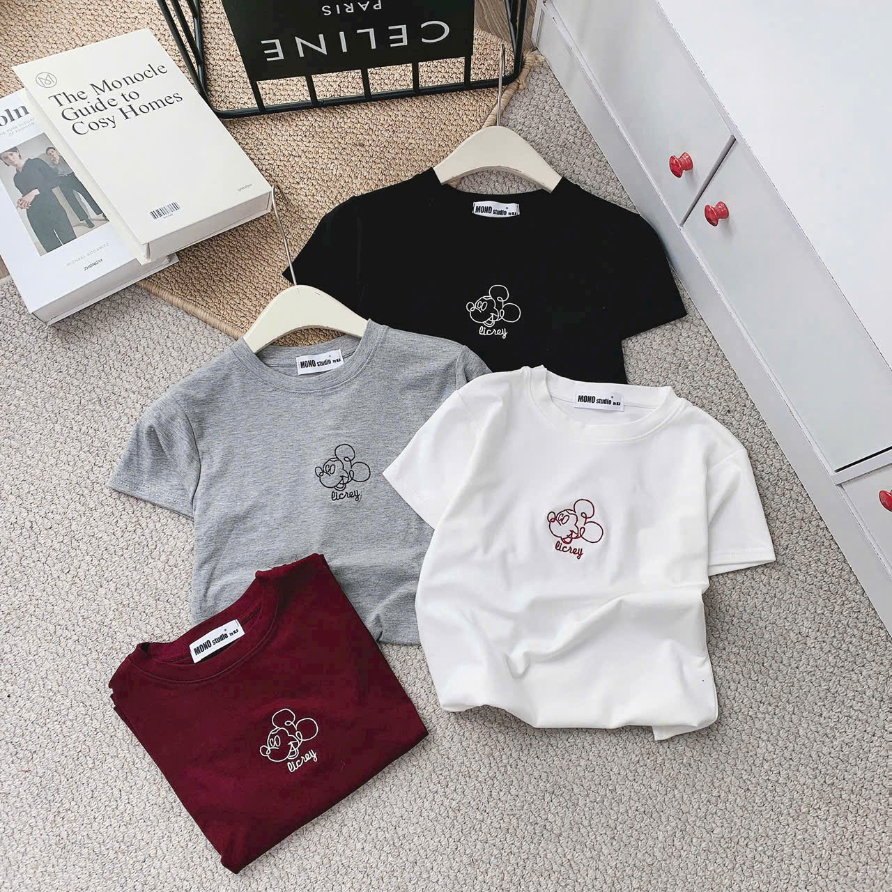 Áo Thun Nữ Cotton Cao Cấp Họa Tiết Mickey Đơn Giản