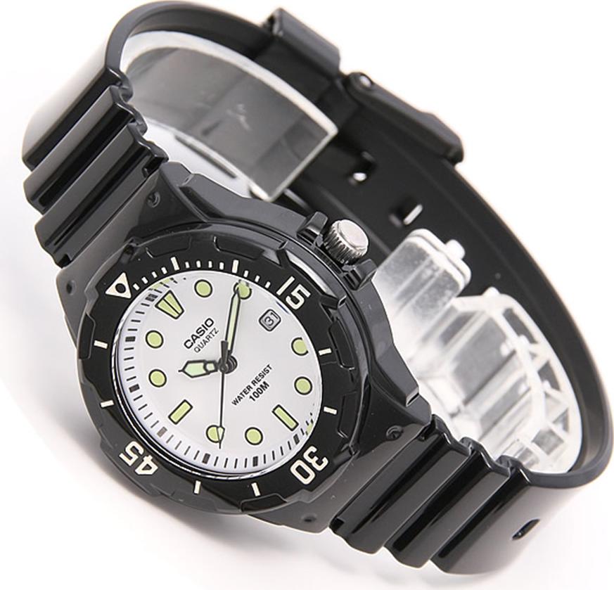Đồng hồ nữ dây nhựa Casio LRW-200H-7E1VDF