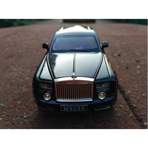 Mô Hình Xe Rolls Royce Phantom