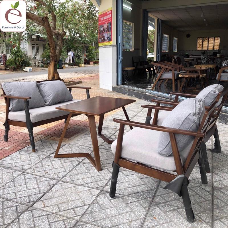 Sofa Cigar - Sofa khung nan gỗ cao su, bọc đệm vải nỉ cao cấp. Hàng gia công tỉ mỉ, chất lượng xuất khẩu.