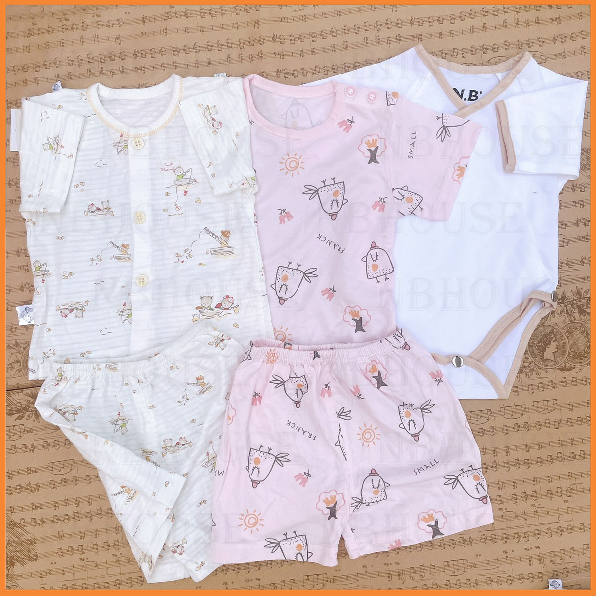 Set 3 Bộ Đồ Sơ Sinh Cotton Khác Mẫu Cho Bé Trai Và Bé Gái (2 Bộ Rời, 1 Bộ Bodysuit)