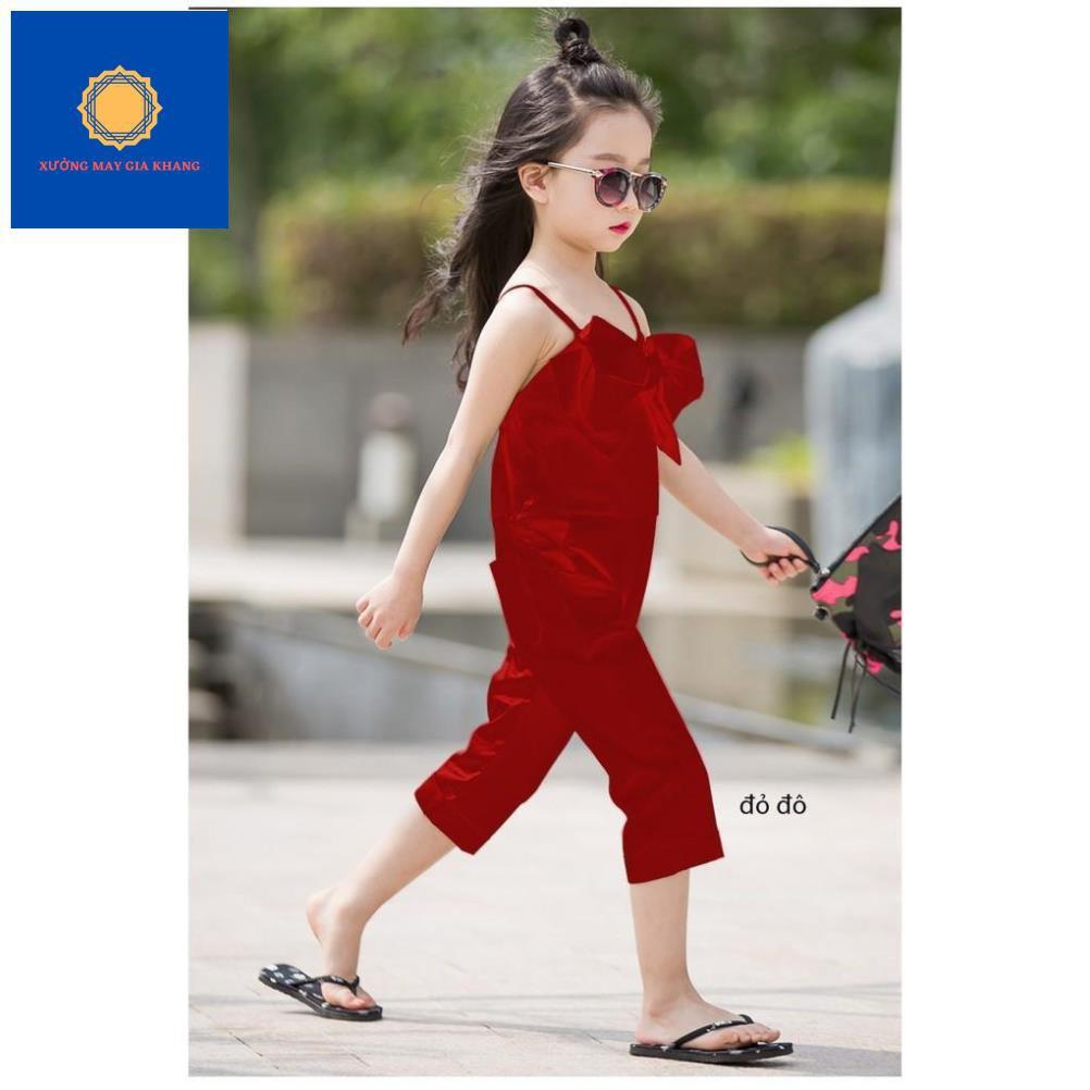 Jumsuit bé gái sành điệu, với chiếc nơ to được đính trước ngực lạ mắt - Xưởng may - Gia Khang.