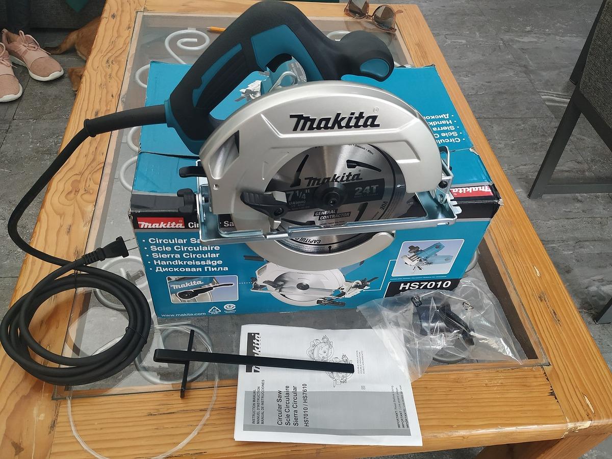 MÁY CƯA ĐĨA (185/190MM) 1600W MAKITA HS7010 - HÀNG CHÍNH HÃNG