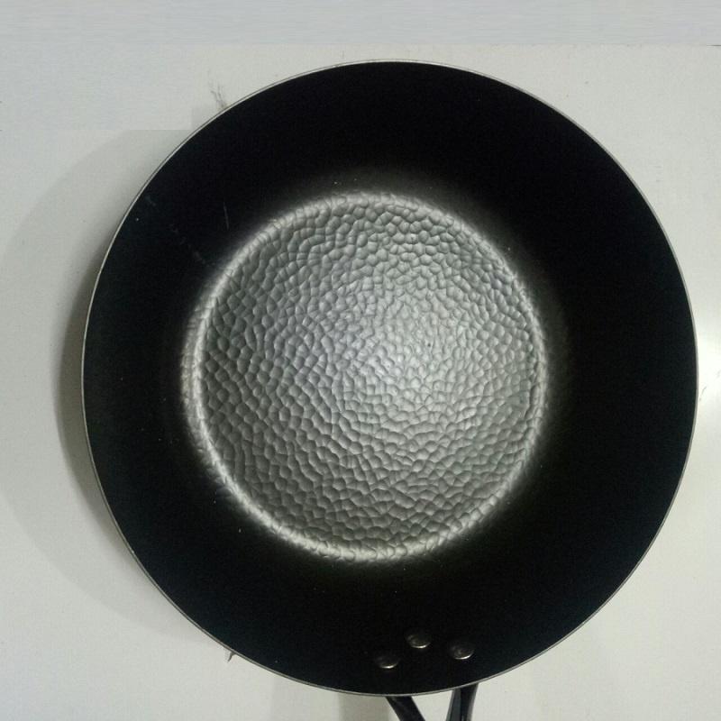 Chảo Thép Rèn Vân Búa Chống Dính Tay Cầm Gỗ Kiểu Sâu Lòng Size 28cm Dùng Được Bếp Từ