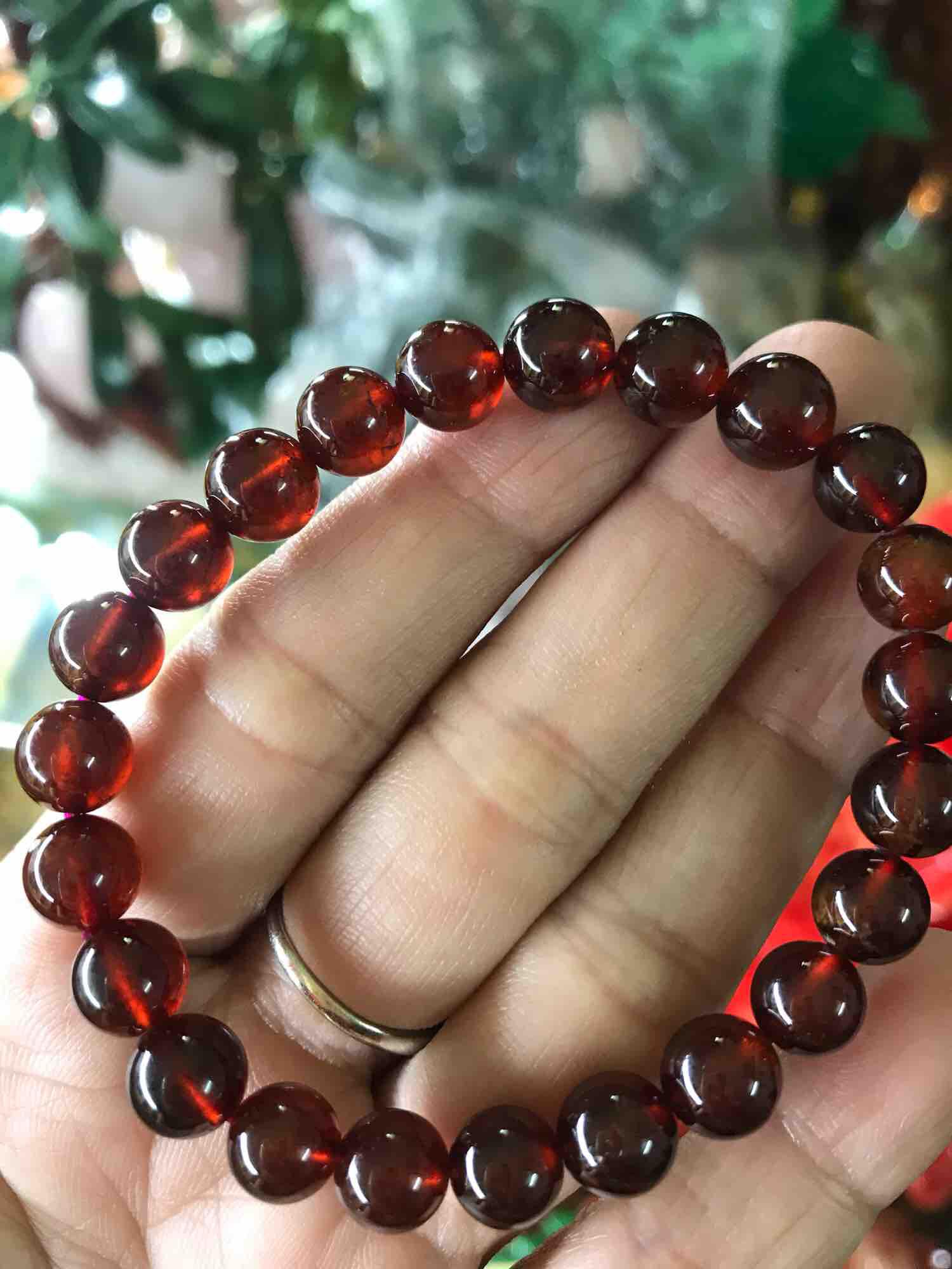 Chiếc Vòng Tay May Mắn Màu Đỏ Cam Đá Granet 8mm Tự Nhiên Nữ Mệnh Hoả Thổ