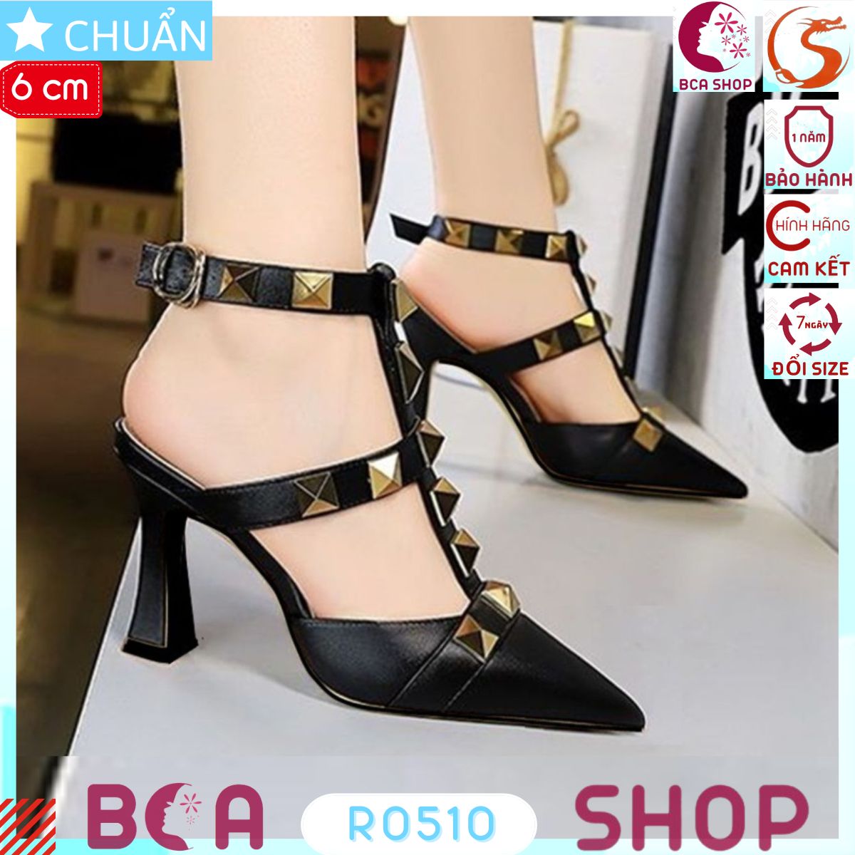 Giày cao gót nữ màu đen 6p RO510 ROSATA tại BCASHOP mũi nhọn, gót vuông nhỏ, đính nhiều khối kim loại mạ vàng sang trọng