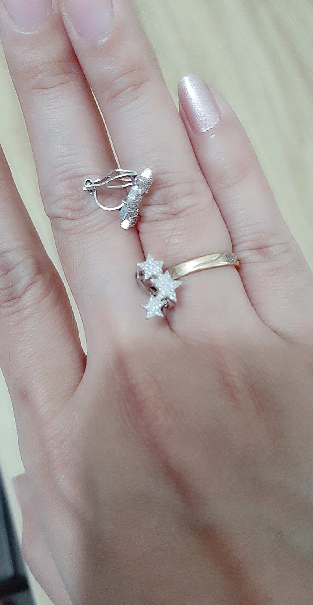 Bông tai kẹp ngôi sao nạm đá zircon BHBT407