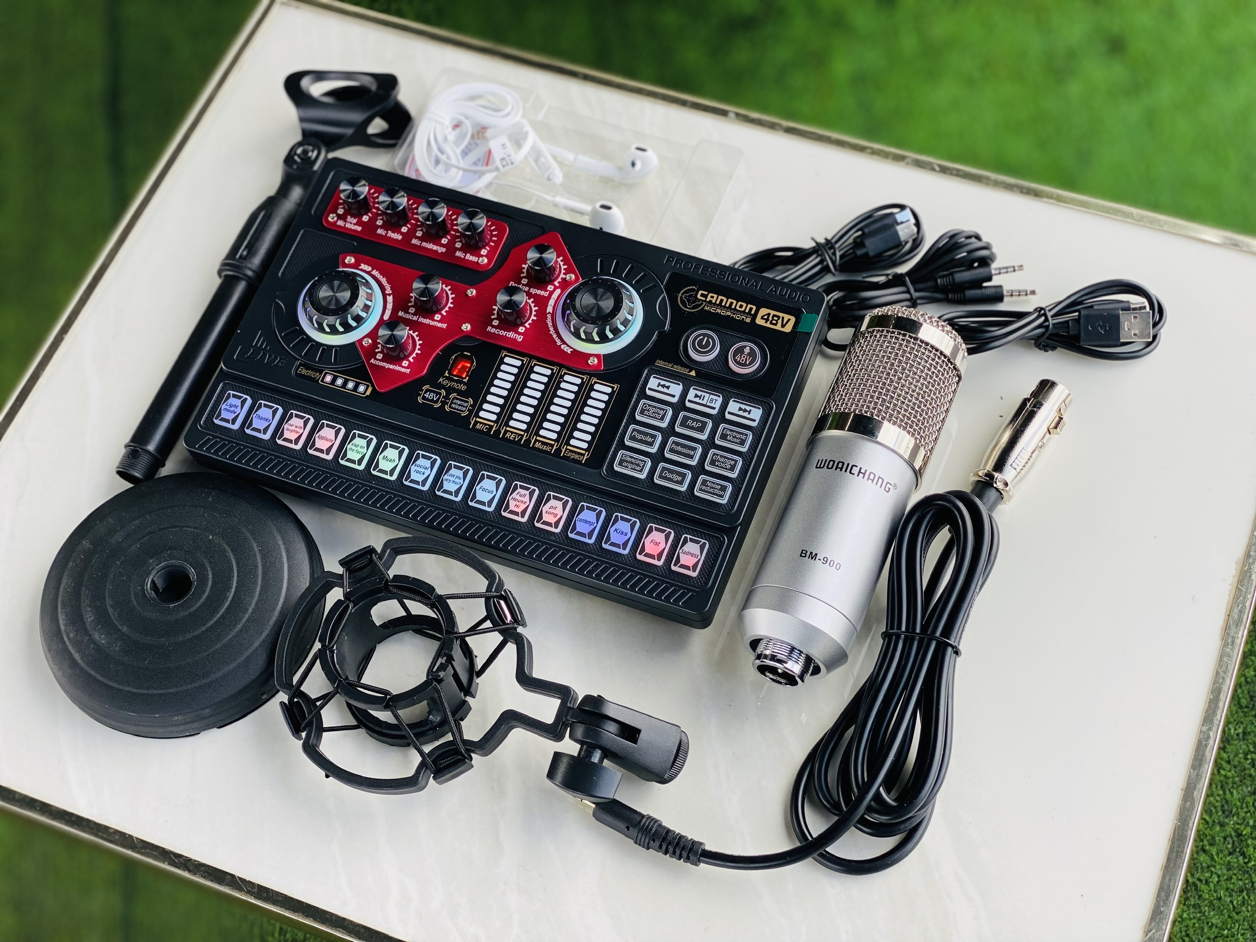 Combo Sound Card X5 Autotune Và Micro Thu Âm BM900 là bộ thu, Livestream Chuyên nghiệp Giá Rẻ Dễ Dùng hàng nhập khẩu