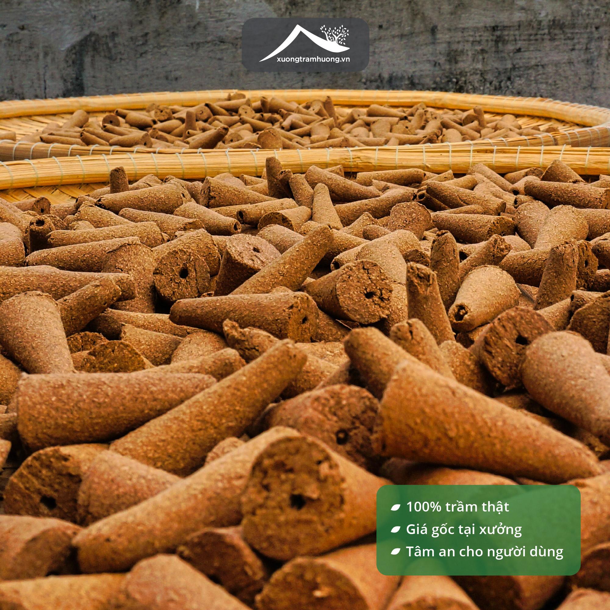 Nụ Trầm Hương Khói Ngược Sạch Xưởng Trầm Hương Thơm Vừa An Toàn Sức Khoẻ Hộp 40 viên