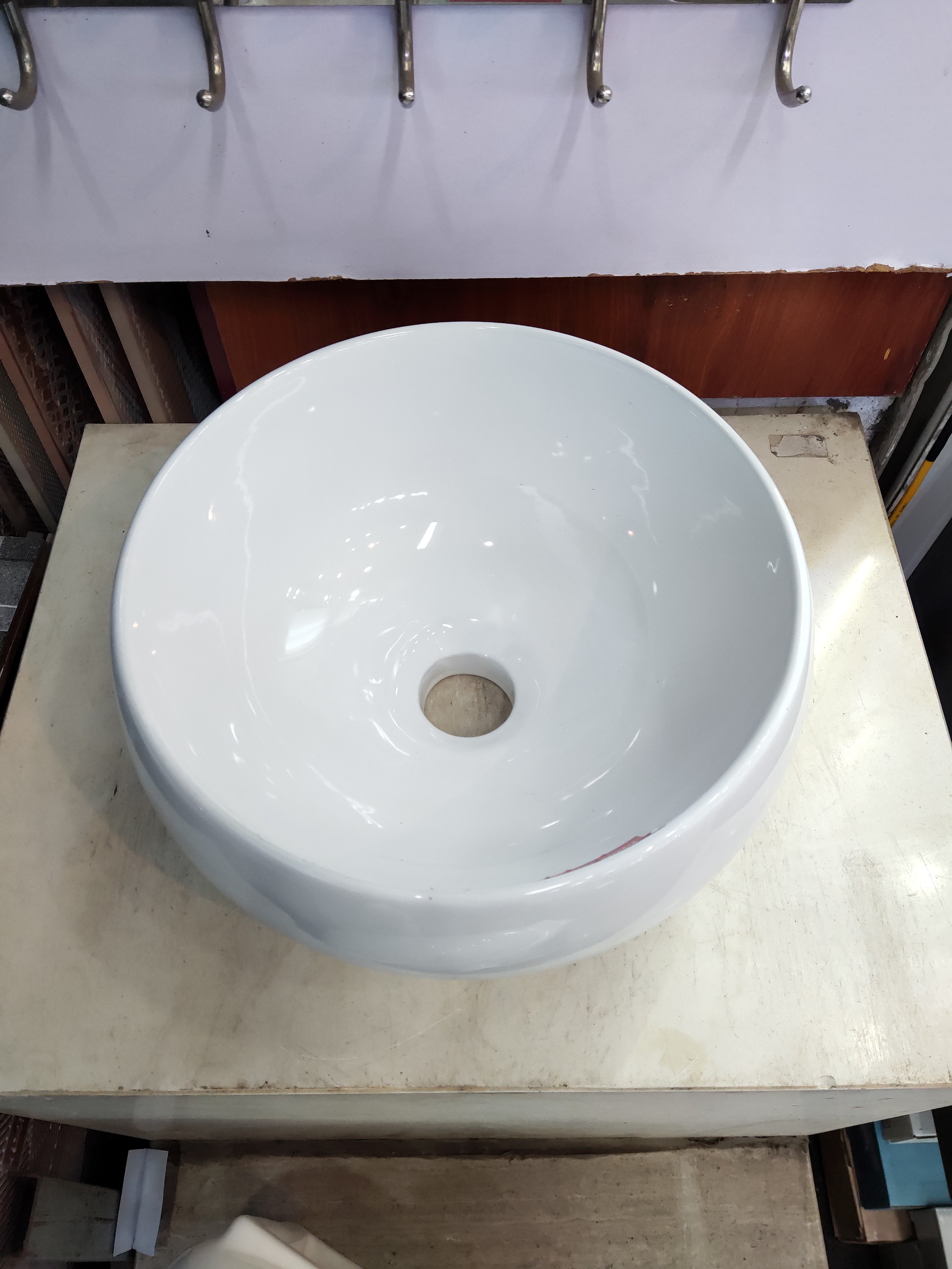 CHẬU LAVABO ĐẶT BÀN HÌNH TRÒN ( ẢNH THẬT) KÍCH THƯỚC BÉ