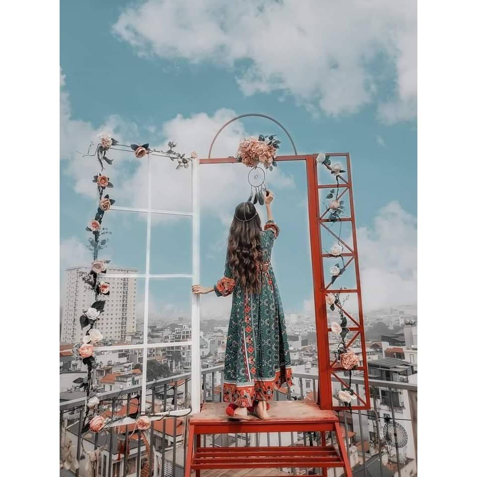 Váy Thổ Cẩm Thêu Viền