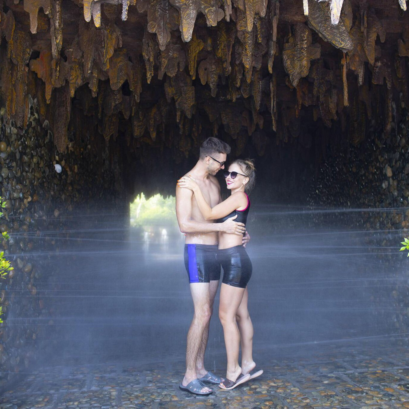 Vé Tắm Bùn Hòn Tằm & Tắm Biển. Bao Gồm Ăn Trưa- Merperle Hòn Tằm Resort Nha Trang 5*.