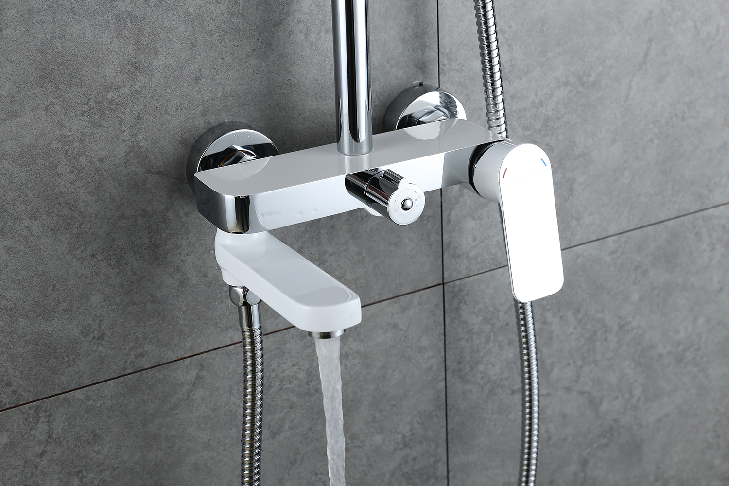 Sen cây tắm nóng lạnh Gappo G2448