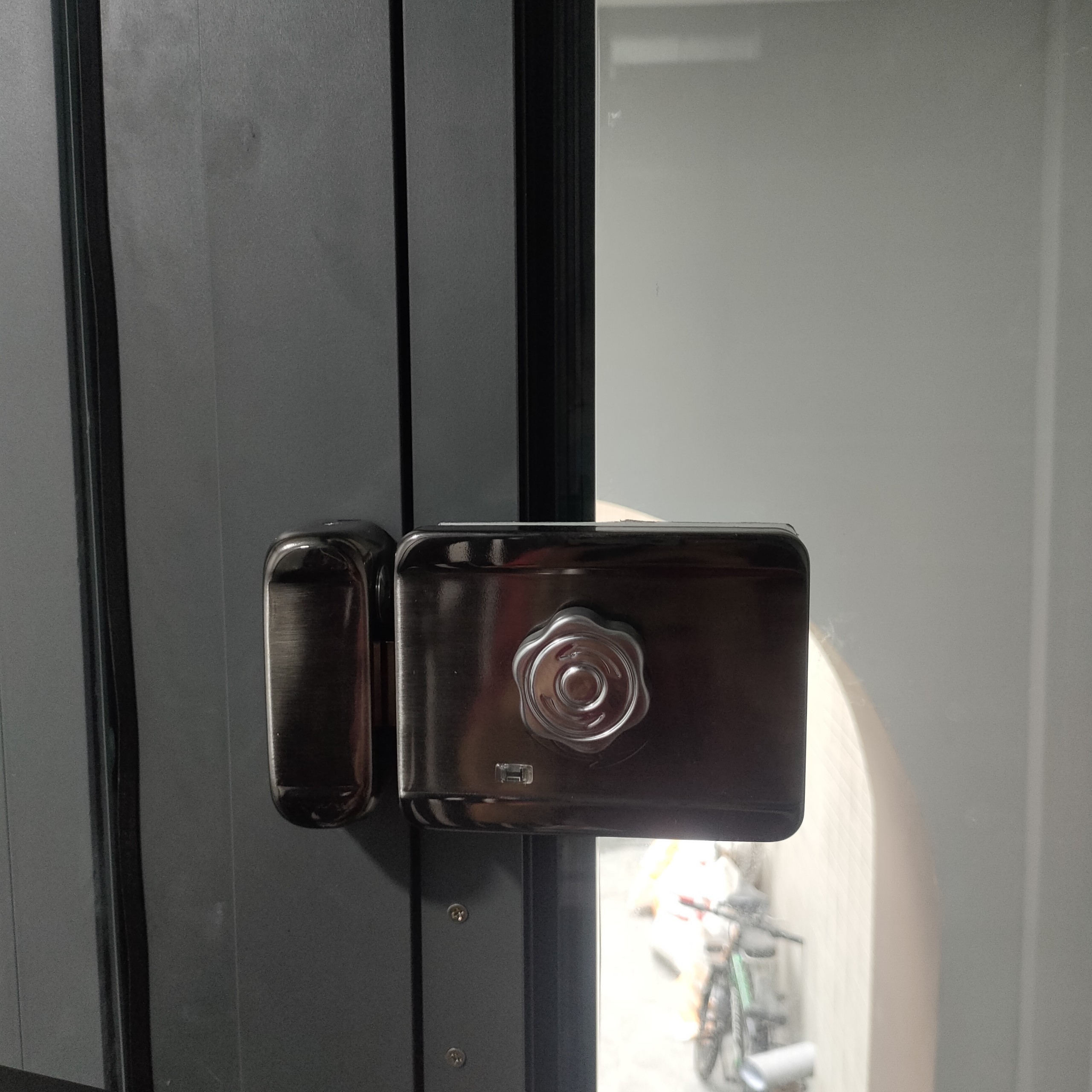 KHÓA THẺ TỪ - VÂN TAY 1 MẶT SAFARISG KC-01, DÙNG APP QUẢN LÝ NGƯỜI DÙNG TRÊN ĐIỆN THOẠI - BLUETOOTH / WIFI - HÀNG NHẬP KHẨU