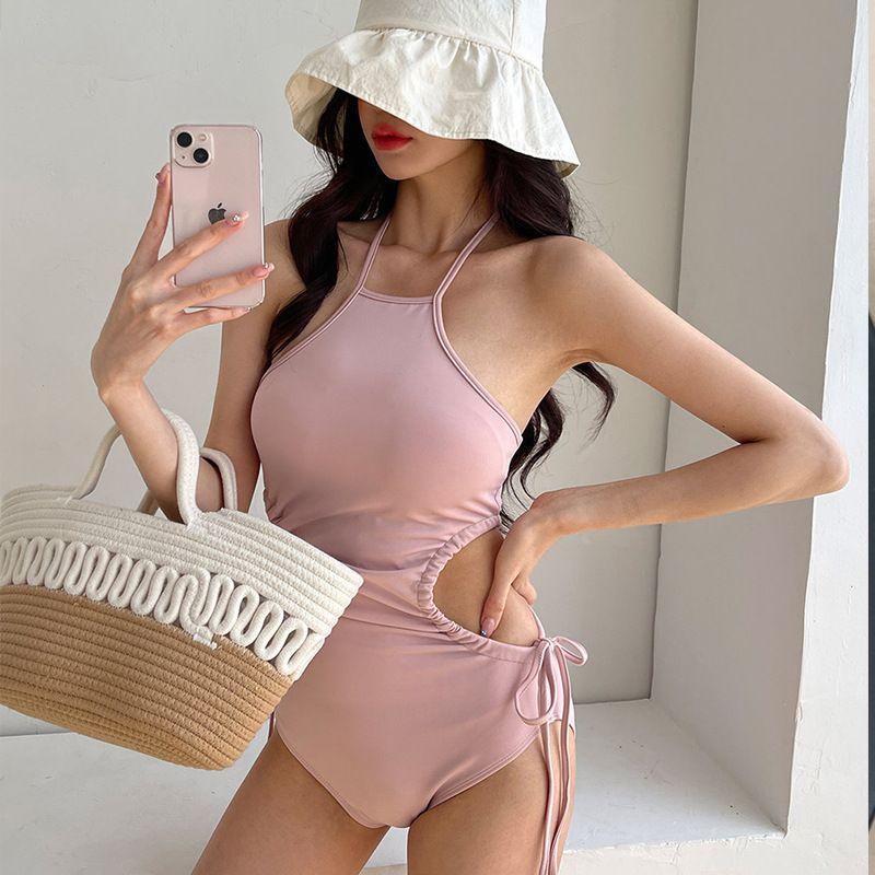 [HOẢ TỐC] Bikini sexy đi biển, đồ bơi nữ 1 mảnh liền thân tôn dáng cổ yếm khoét eo Nemo Bikini - B46 - Hồng, Hồng