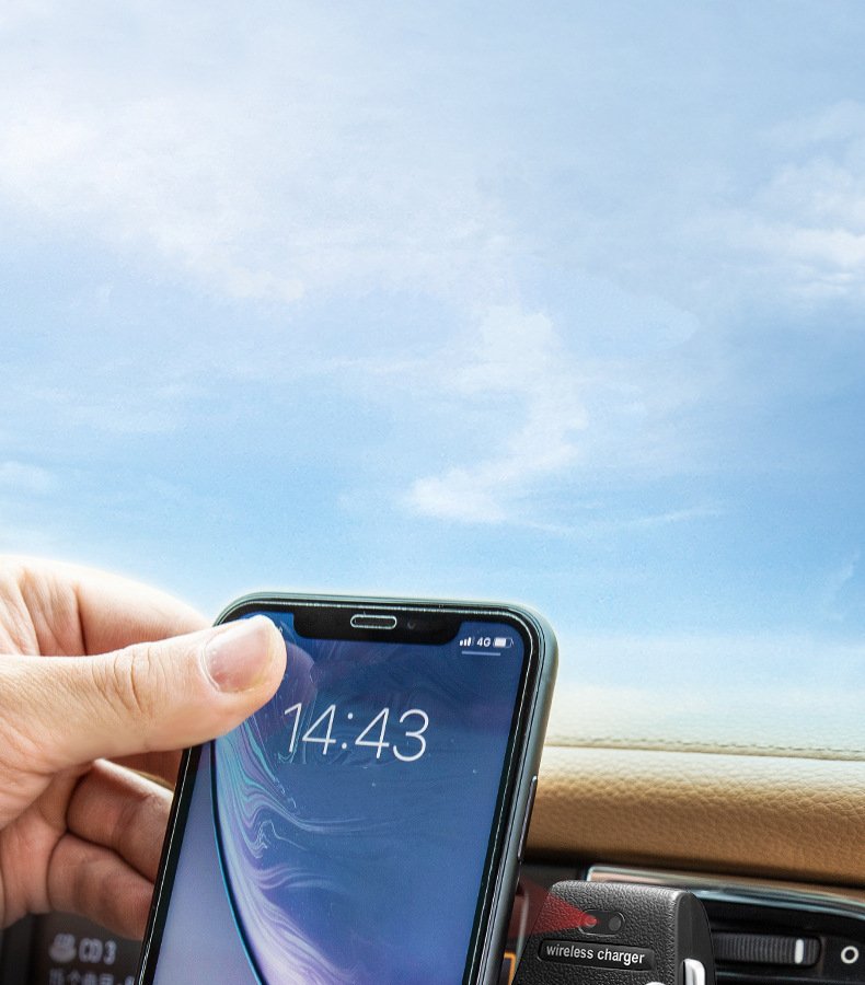 Giá đỡ điện thoại xe hơi tích hợp sạc không dây nhanh 10W cảm ứng tự động đóng mở thông minh