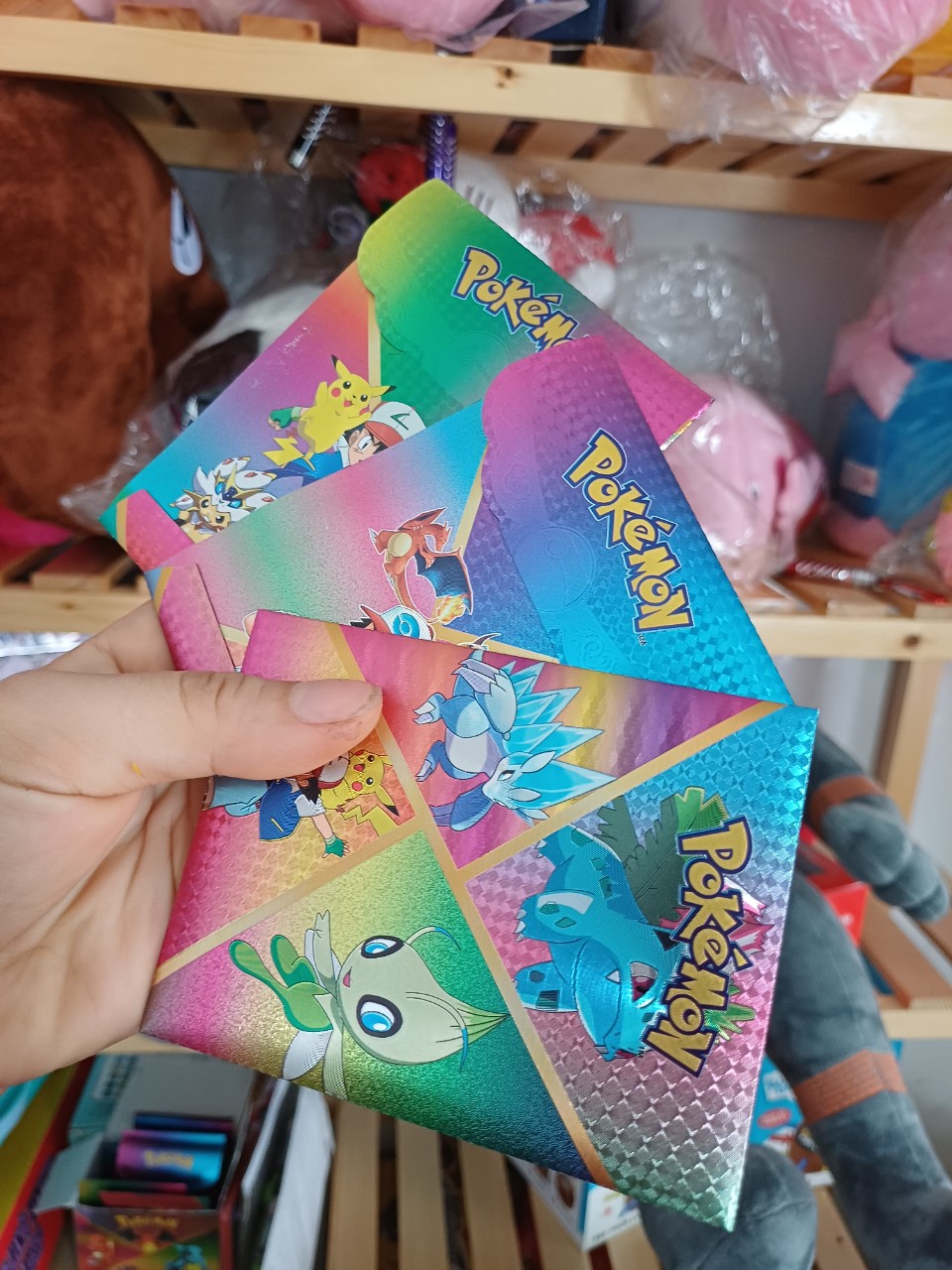 Đồ chơi thẻ pokemon bảy màu