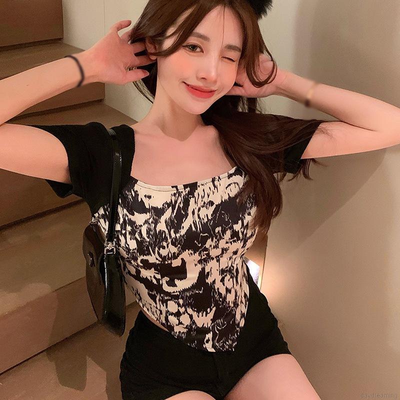 Áo Thun Tay Ngắn Cổ Vuông Thiết Kế Độc Đáo Cá Tính Cho Nữ