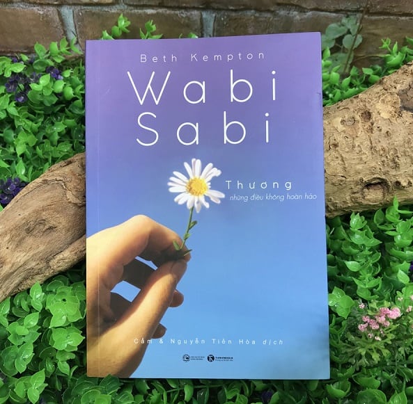 Combo 2 Cuốn Tư Duy Kỹ Năng Sống: Wabi Sabi Thương Những Điều Không Hoàn Hảo + Càng Bình Tĩnh Càng Hạnh Phúc