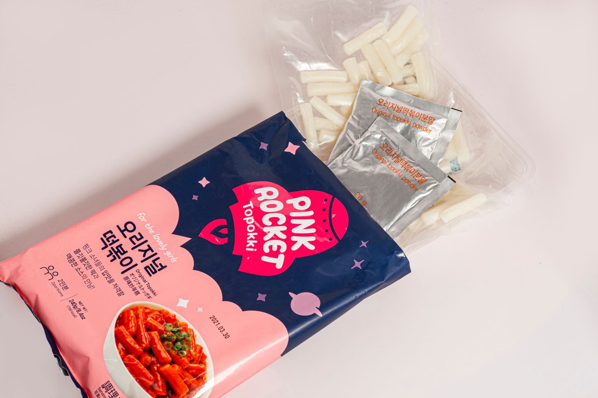 Bánh gạo Topokki Hàn Quốc vị Truyền Thống Pink Rocket Túi 240g/túi