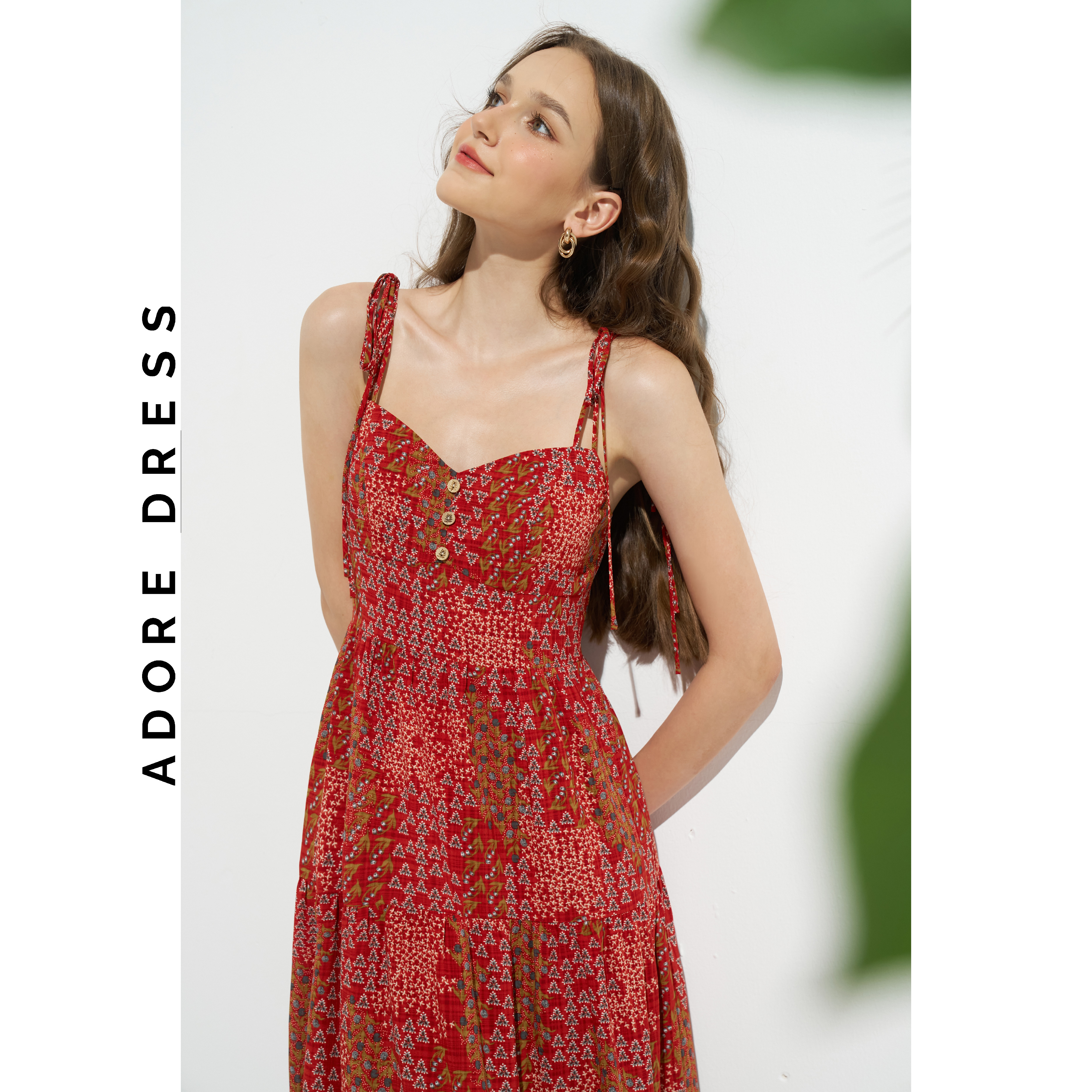 Đầm Maxi resort style lụa họa tiết hoa nhí đỏ khuy dừa 311DR3010 ADORE DRESS