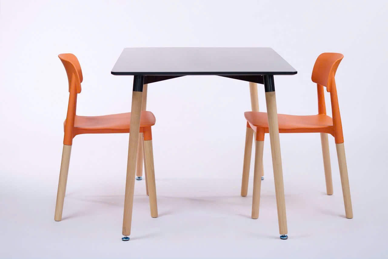 Bộ bàn ghế Juno Sofa KT 1m2 x 80 cm x cao 75 cm  và ghế chân gỗ sồi, mặt nhựa PP
