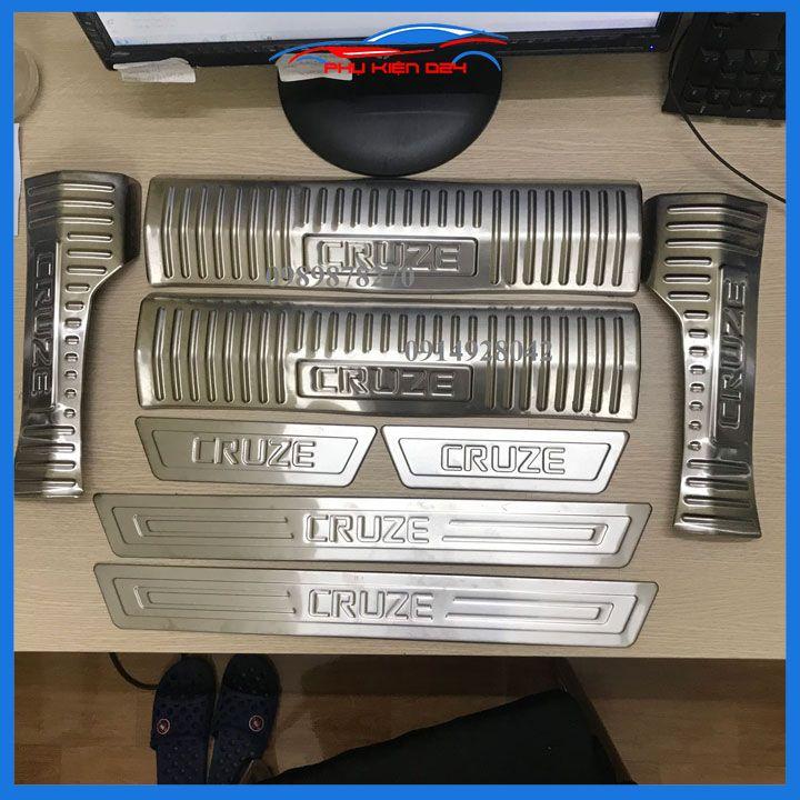Ốp bậc cửa, nẹp bước chân INOX cho xe Chevrolet Cruze 2009-2010-2011-2012-2013-2014-2015-2016-2017-2018-2019