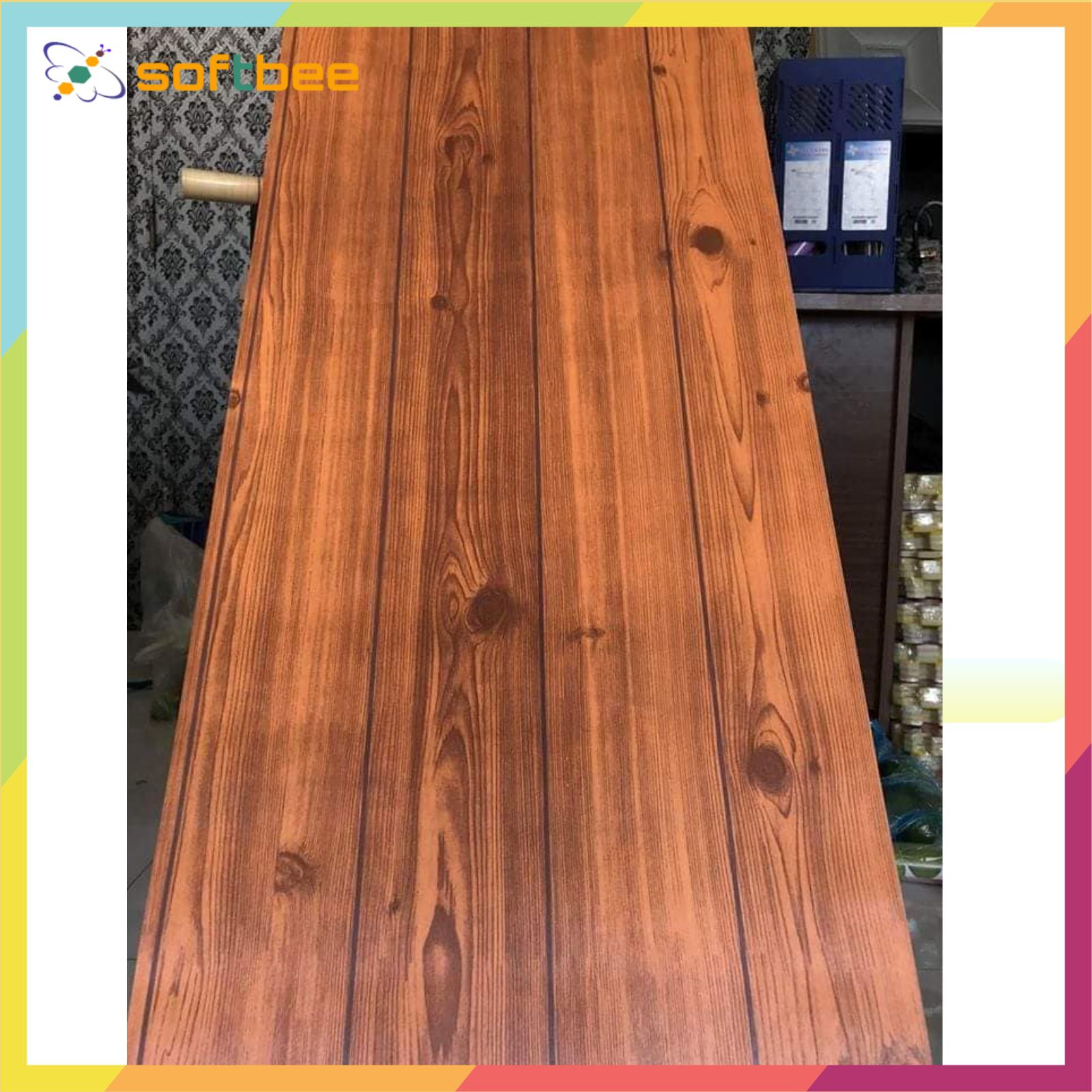 Decal dán tường in hình gỗ sọc cánh gián, có sẵn keo mặt sau, kích thước 0.45m x 10m / cuộn