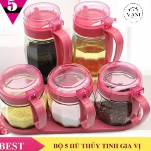 ComBo 5 Hũ Đựng Gia Vị Thủy Tinh. Set Bộ 5 Hũ Gồm 2 Bình Rót Và 3 Hũ Đựng Chất Lỏng. Hũ gia vị có muỗng