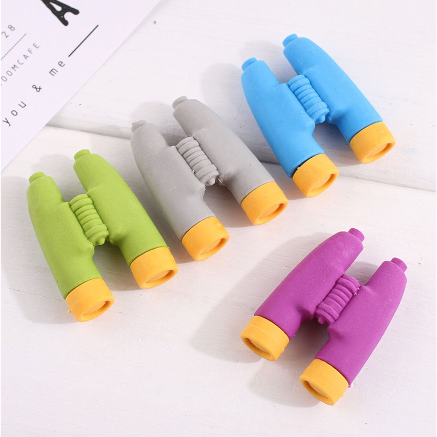 Cục Tẩy Hình Ống Nhòm Siêu Độc Đáo Cho Bé